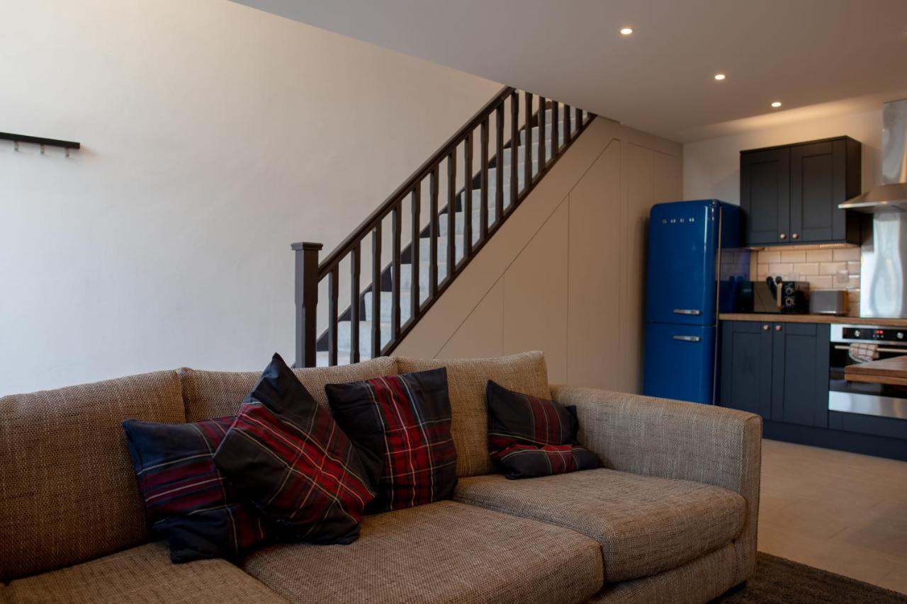 Unique Barn Conversion In Saddleworth Oldham Exterior foto